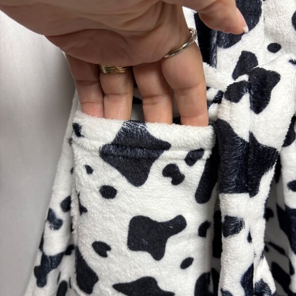 Cow Print Hooded Bathrobe Child Size Medium Pockets Belt Soft Cozy Gift NEW - Picture 3 of 5